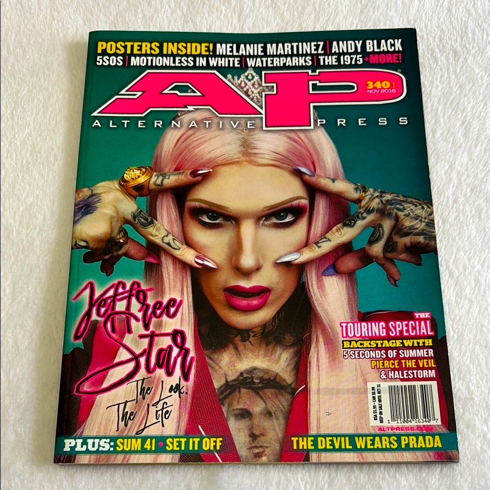 Alternative Press AP Magazine #340 - 2016 Jeffrey Starr Melanie Martinez Music